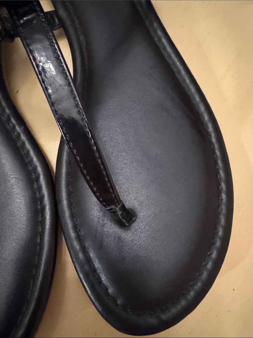 BCBGeneration Navy Blue Patent T-Strap Sandals with Gold Medallion - Picture 4 of 8